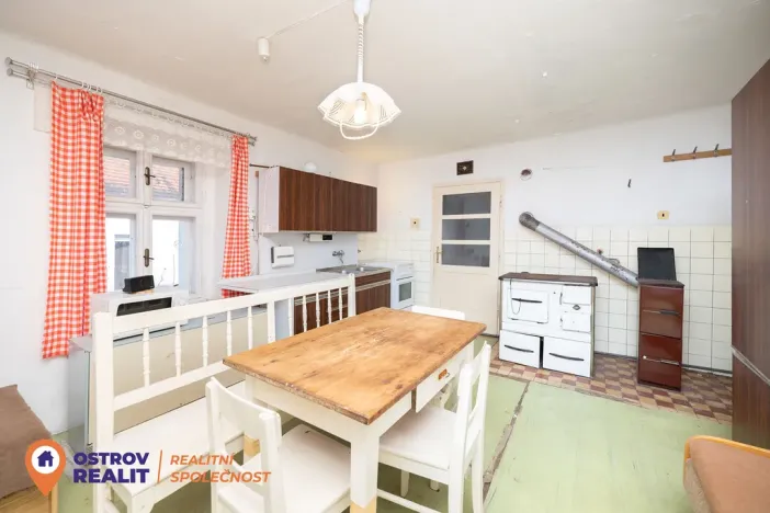 Prodej zemědělské usedlosti, Chlum, 823 m2