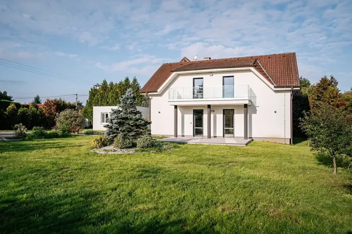 Prodej rodinného domu, Dolní Břežany, Na Zálepech, 150 m2