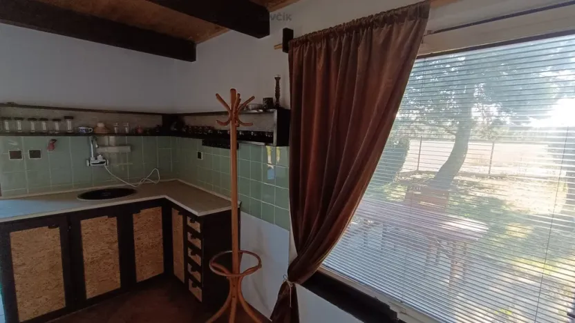 Prodej chaty, Pištín - Zálužice, 35 m2