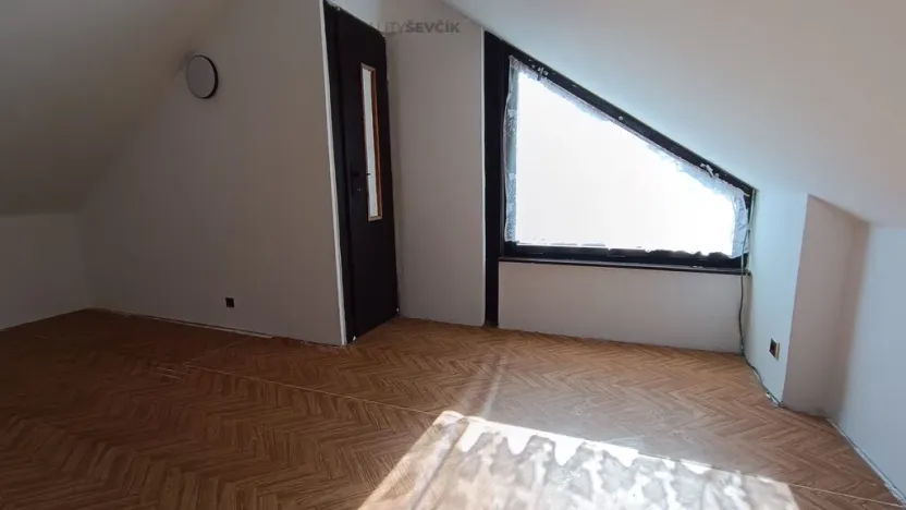 Prodej chaty, Pištín - Zálužice, 35 m2