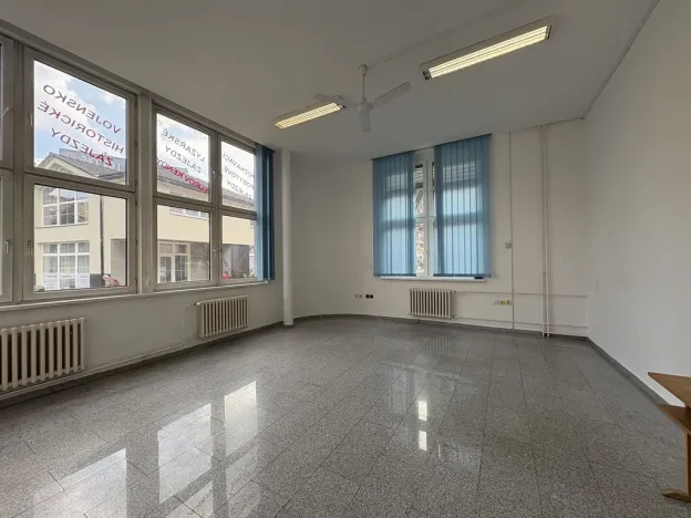 Pronájem kanceláře, Zábřeh, Valová, 34 m2