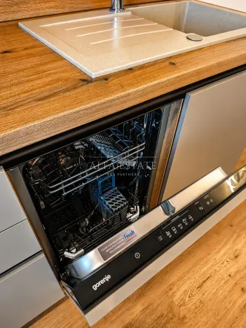 Prodej bytu 3+kk, Karlovy Vary - Drahovice, Východní, 61 m2