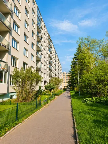 Prodej bytu 3+kk, Karlovy Vary - Drahovice, Východní, 61 m2
