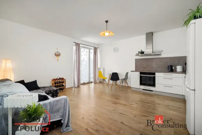 Pronájem bytu 2+kk, Kladno - Kročehlavy, Jaroslava Holečka, 50 m2