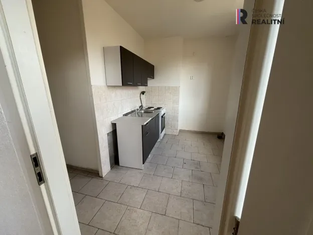 Pronájem bytu 2+1, Sokolov, U Divadla, 48 m2