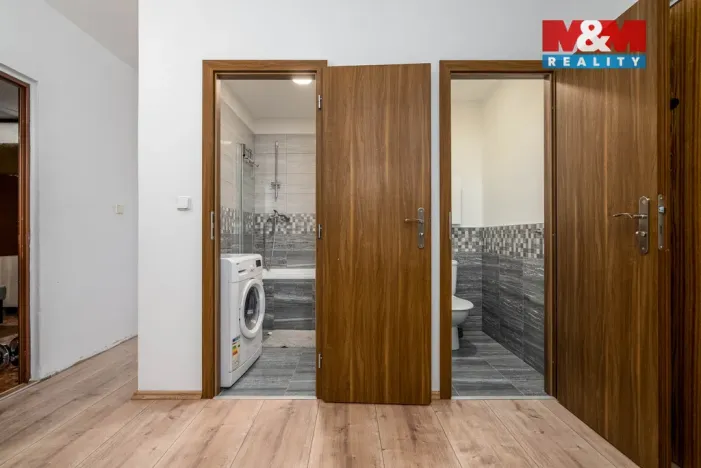 Prodej bytu 3+1, Hradec Králové - Nový Hradec Králové, třída Edvarda Beneše, 98 m2