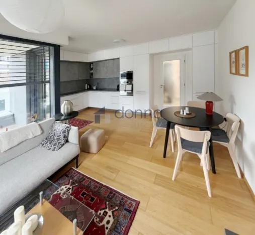 Pronájem bytu 2+kk, Praha, Kačírkova, 58 m2