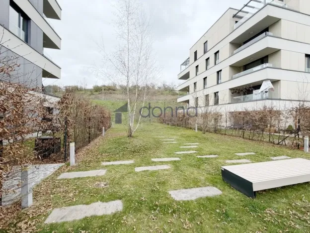 Pronájem bytu 2+kk, Praha, Kačírkova, 58 m2