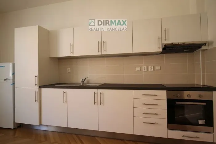 Pronájem bytu 2+kk, Plzeň, Čechova, 44 m2