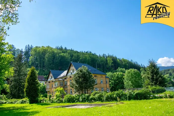 Prodej bytu 4+1, Svoboda nad Úpou, Úpská, 103 m2