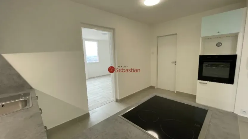 Pronájem bytu 2+1, Teplice - Trnovany, Antonína Sochora, 59 m2