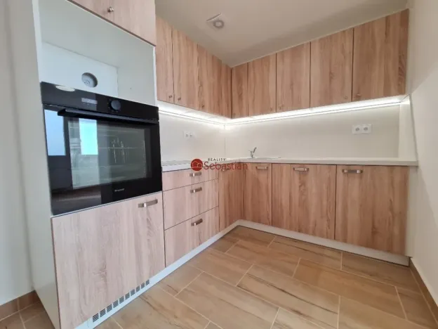 Pronájem bytu 1+1, Teplice - Trnovany, Antonína Sochora, 35 m2