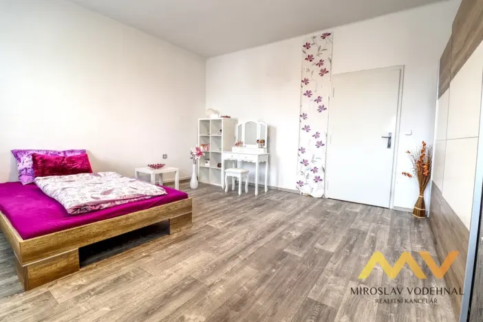 Pronájem bytu 2+1, Hradec Králové, Pospíšilova, 79 m2