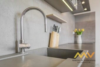 Pronájem bytu 3+1, Hradec Králové - Třebeš, třída Edvarda Beneše, 98 m2