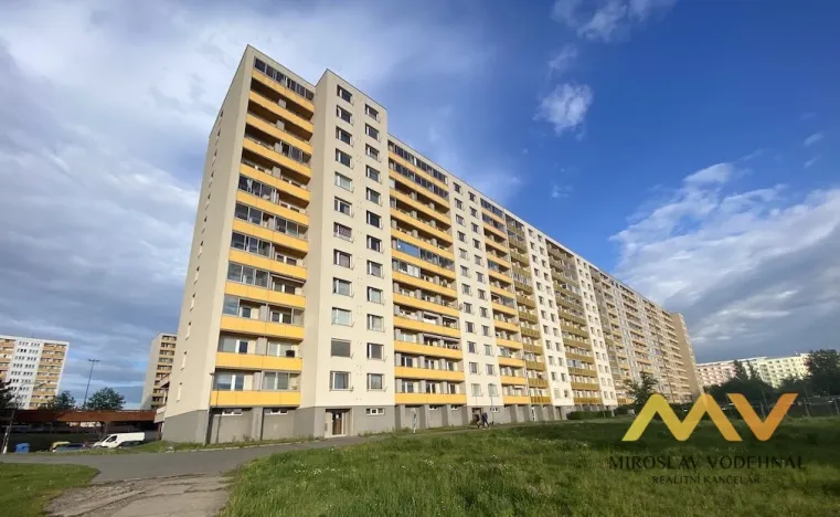 Pronájem bytu 3+1, Hradec Králové - Třebeš, třída Edvarda Beneše, 98 m2