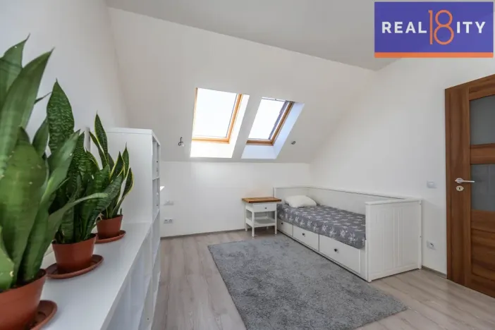 Prodej rodinného domu, Holubice, Habrová, 161 m2