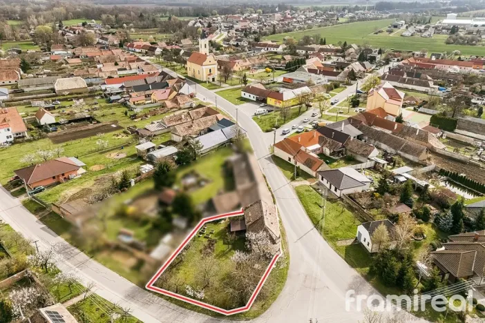 Prodej pozemku pro bydlení, Strachotice, 635 m2