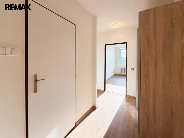 Pronájem bytu 2+kk, Komárov, Pionýrů, 43 m2