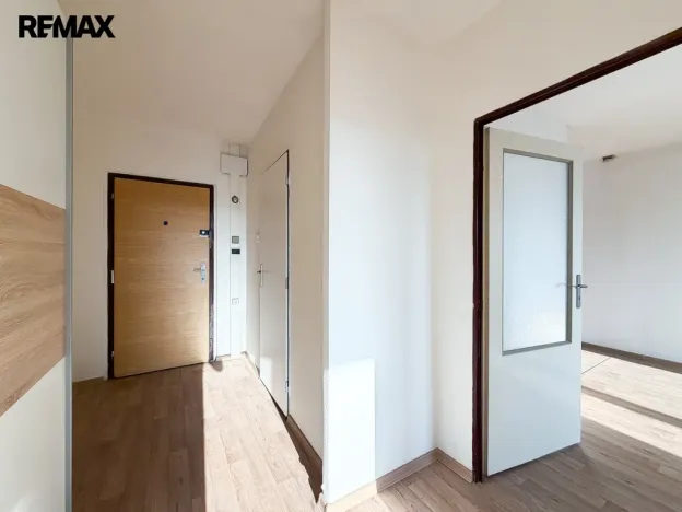 Pronájem bytu 2+kk, Komárov, Pionýrů, 43 m2