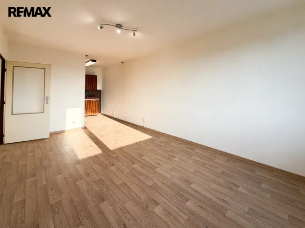 Pronájem bytu 2+kk, Komárov, Pionýrů, 43 m2