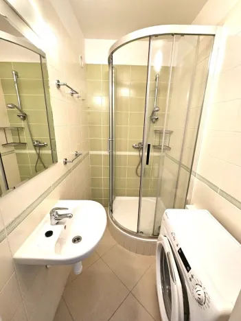 Pronájem bytu 2+kk, Praha, Píškova, 45 m2