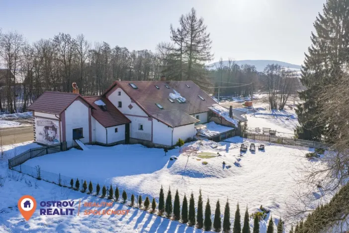 Prodej ubytování, Dolní Morava, 679 m2