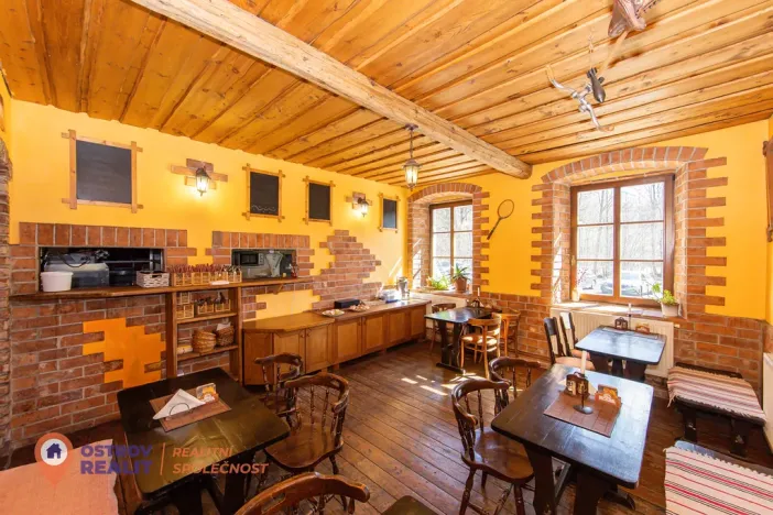 Prodej ubytování, Dolní Morava, 679 m2