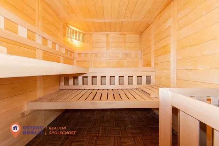 Prodej ubytování, Dolní Morava, 679 m2