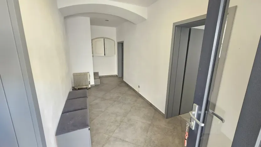 Prodej rodinného domu, Vrutice - Svařenice, 1143 m2