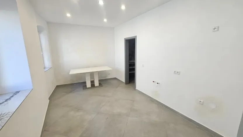 Prodej rodinného domu, Vrutice - Svařenice, 1143 m2