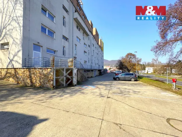Pronájem bytu 1+kk, Lovosice, Osvoboditelů, 39 m2