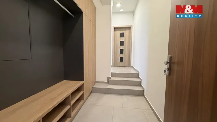 Pronájem bytu 2+kk, Louny, Pražská, 48 m2