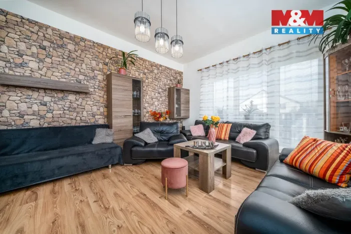 Prodej rodinného domu, Svojetice, Choceradská, 165 m2