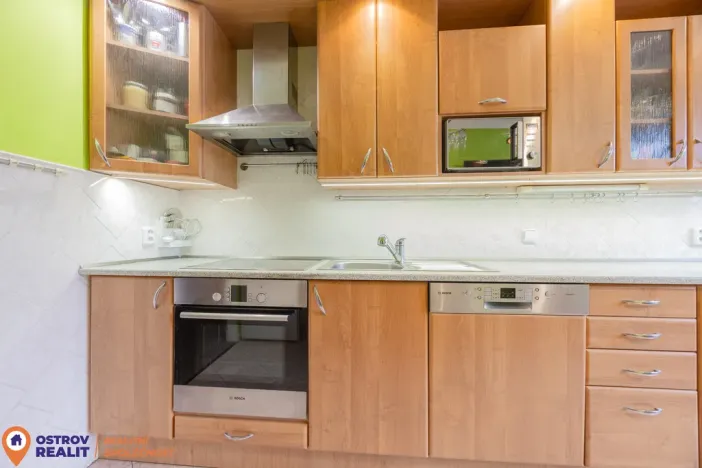 Prodej rodinného domu, Zvole, 250 m2