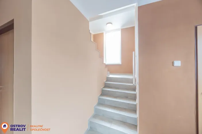 Prodej rodinného domu, Zvole, 250 m2