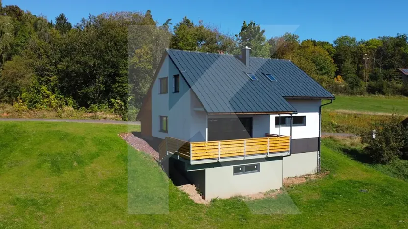 Pronájem rodinného domu, Jilemnice, 1025 m2