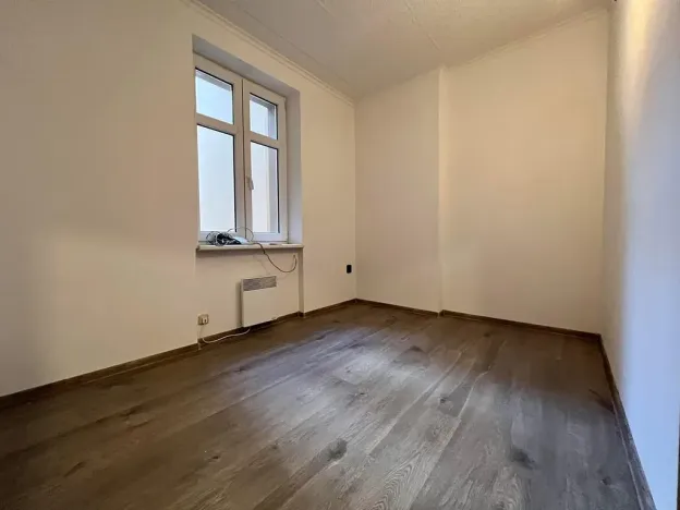 Pronájem bytu 2+1, Karlovy Vary, K. Čapka, 37 m2