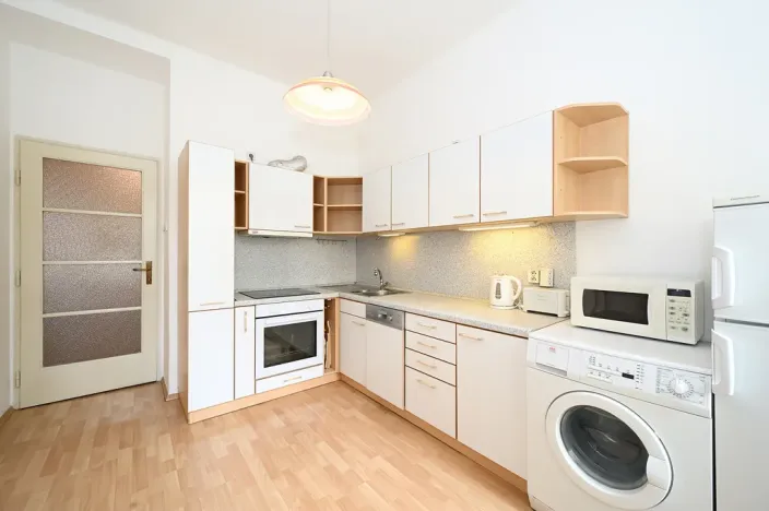 Pronájem bytu 2+1, Praha - Vinohrady, Lucemburská, 81 m2