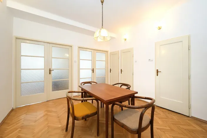 Pronájem bytu 2+1, Praha - Vinohrady, Lucemburská, 81 m2