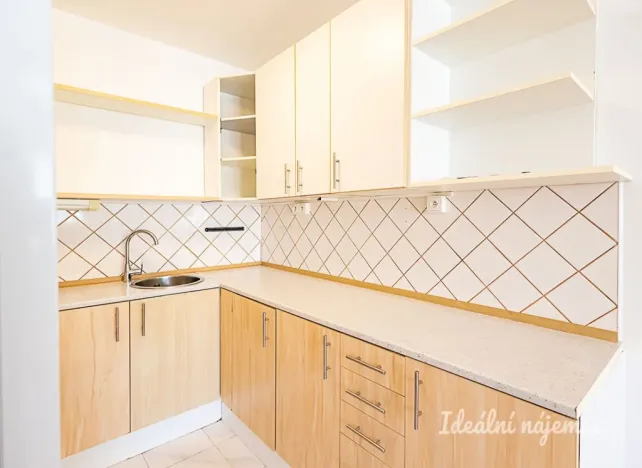 Pronájem bytu 2+kk, Praha - Horní Měcholupy, Nad přehradou, 43 m2