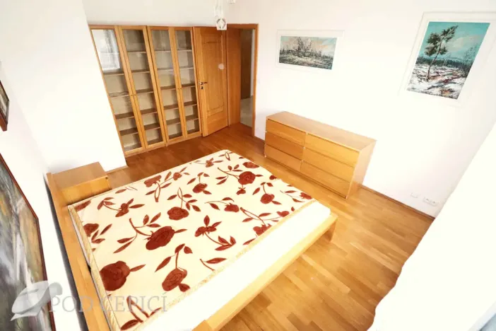 Pronájem bytu 3+1, Zastávka, Čapkova, 95 m2