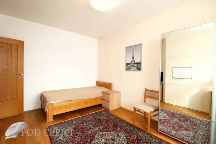 Pronájem bytu 3+1, Zastávka, Čapkova, 95 m2