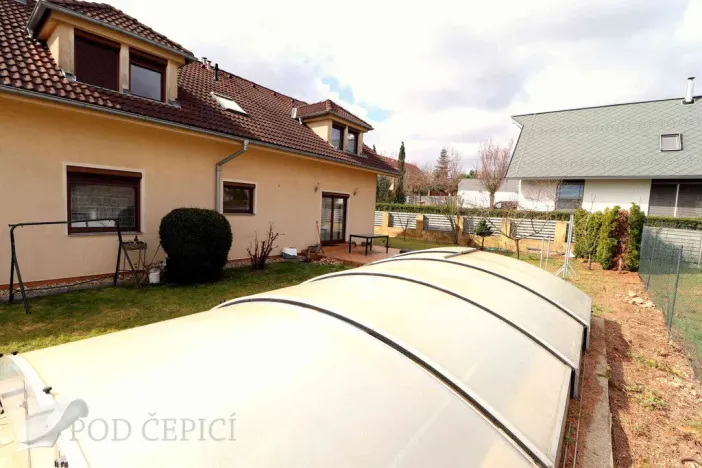 Pronájem bytu 3+1, Zastávka, Čapkova, 95 m2