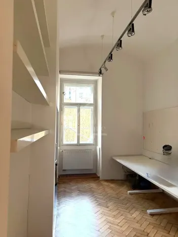 Pronájem kanceláře, Praha - Smíchov, Janáčkovo nábřeží, 51 m2