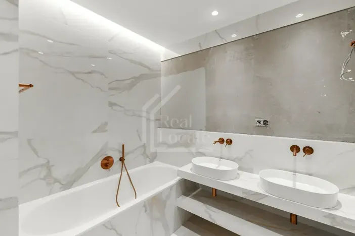 Prodej bytu 3+kk, Praha - Holešovice, Komunardů, 100 m2