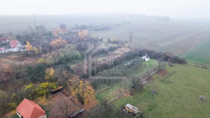 Prodej podílu pozemku, Třebíz, 161602 m2