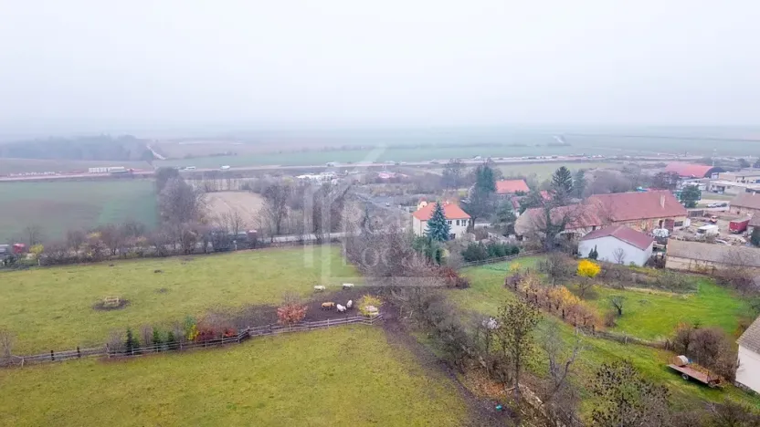 Prodej podílu pozemku, Třebíz, 161602 m2