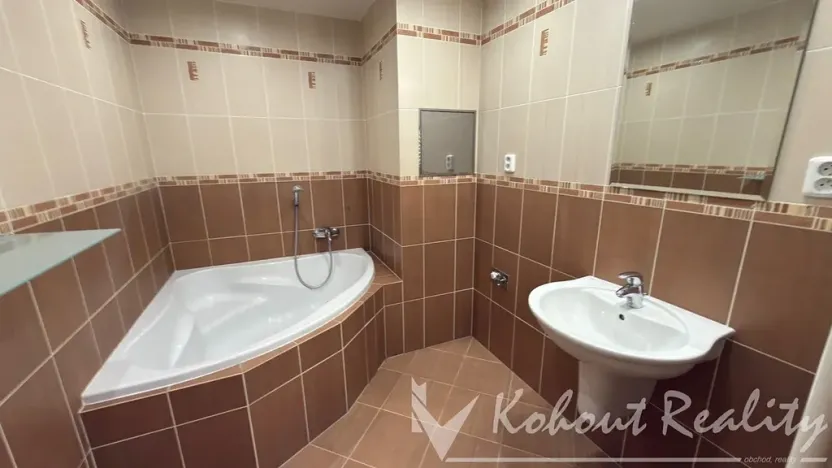 Pronájem bytu 2+kk, Praha - Záběhlice, Mattioliho, 61 m2