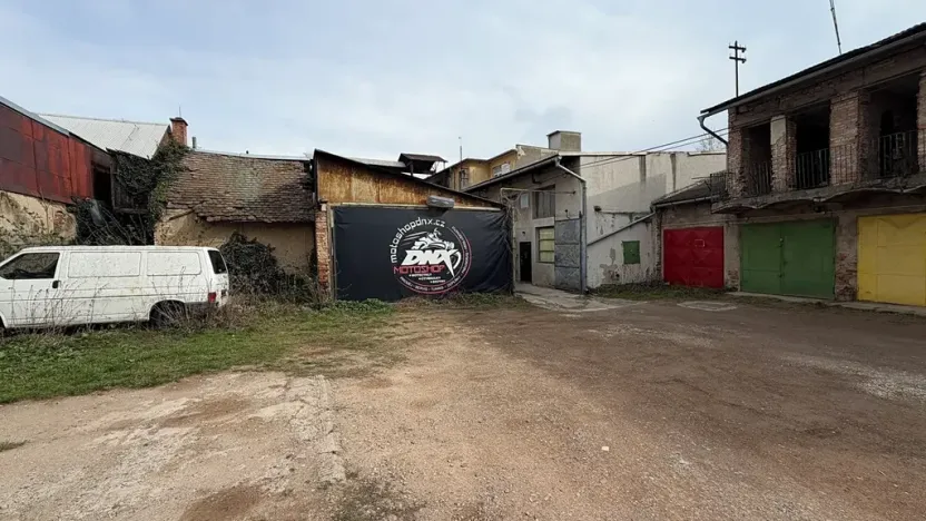 Prodej obchodního prostoru, Hodonín, Měšťanská, 1050 m2