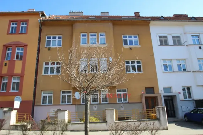 Prodej bytu 4+1, Znojmo, 17. listopadu, 100 m2